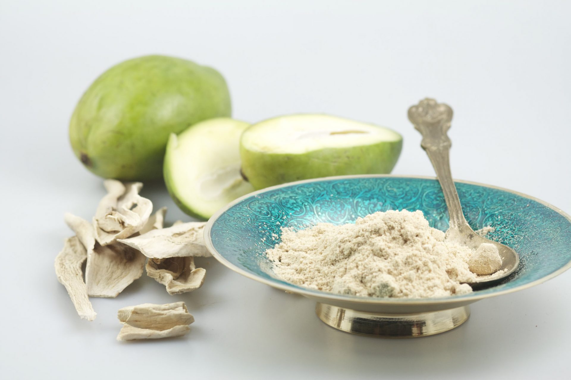 health-benefits-of-amchur-powder-boldsky