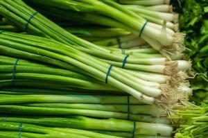 Top 8 wonderful health benefits of spring onions